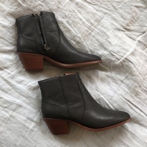 Madewell Black Leather Ankle Boots